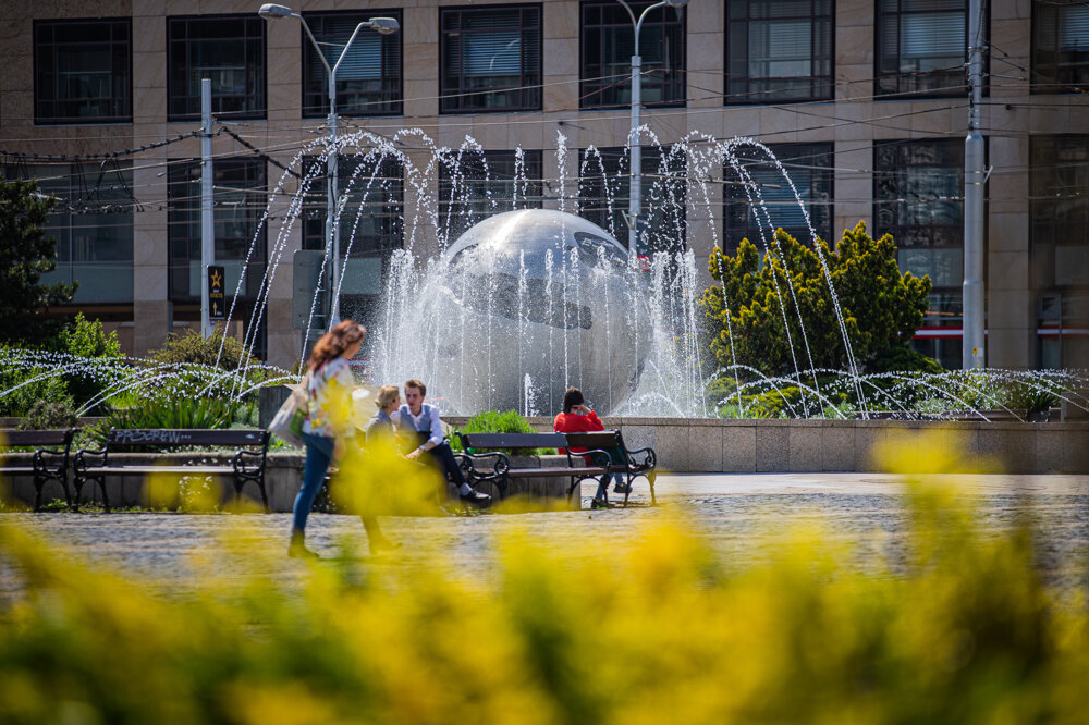 Fountain Planéta