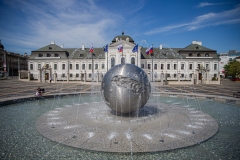 Fountain Planéta